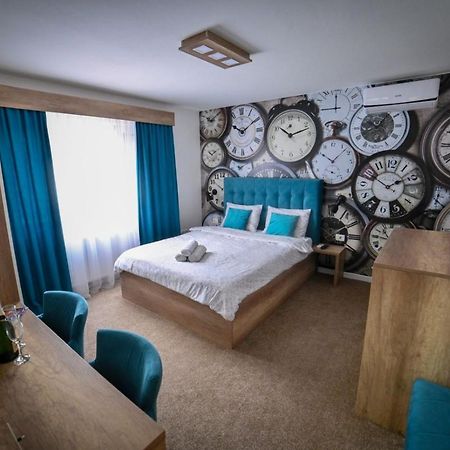 Studio Apartmani Emili Apartman Br 2 ビイェリナ エクステリア 写真